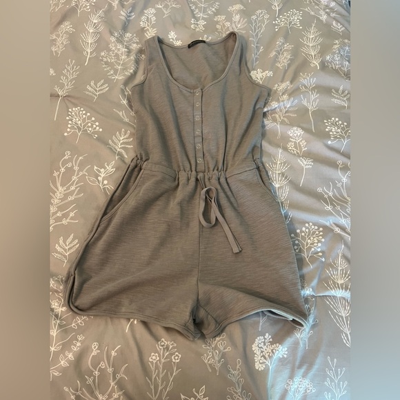 Gray Romper - Picture 1 of 1